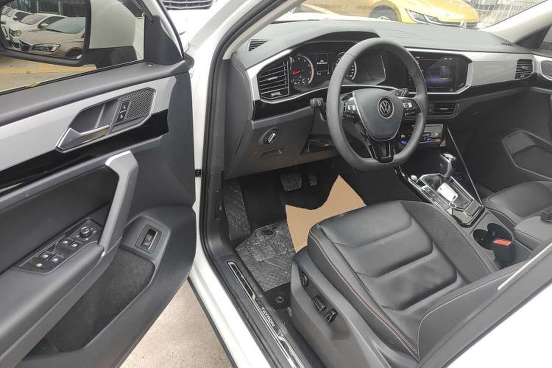 Used Volkswagen Tayron 2021 330TSI Two-Wheel Drive Luxury Smart Connectivity Version Driver Seat