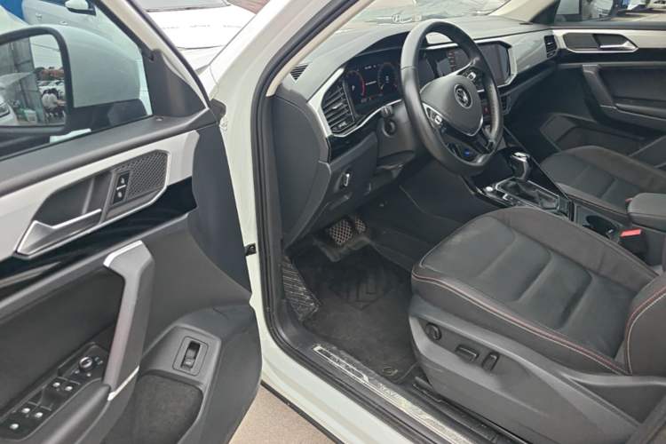 Used Volkswagen Tayron 2021 330TSI Two-Wheel Drive Luxury Connected Version Plus Driver Seat