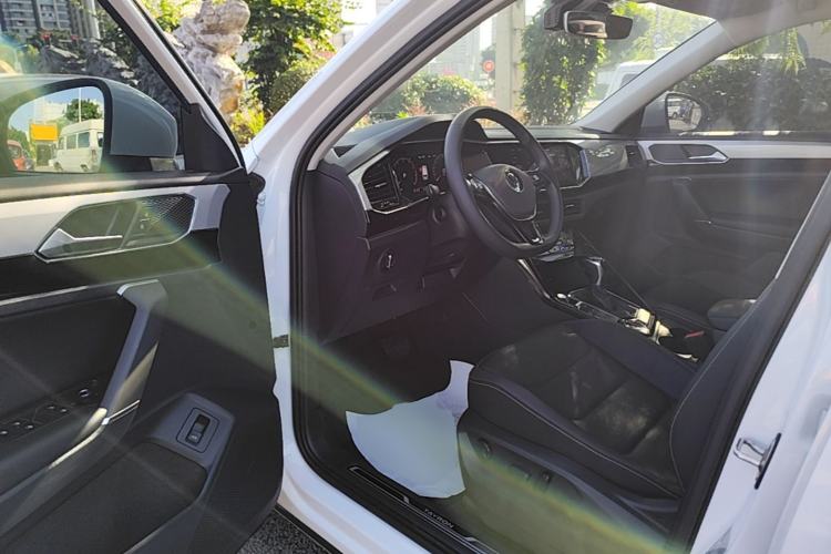 Used Volkswagen Tayron 2021 330TSI Two-Wheel Drive Luxury Connected Version Plus Driver Seat