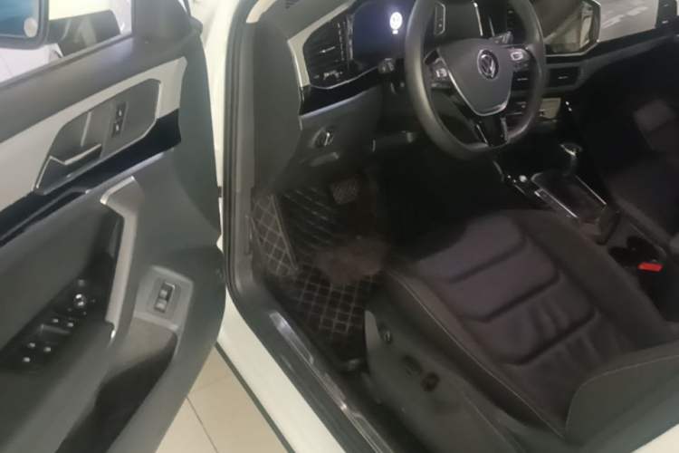 Used Volkswagen Tayron 2021 330TSI Two-Wheel-Drive 3rd Anniversary Limited Edition Driver Seat