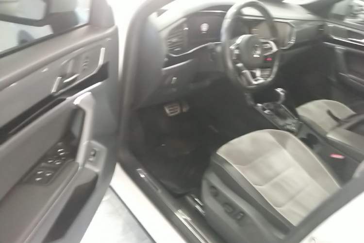 Used Volkswagen Tayron 2021 380TSI All-Wheel Drive R-Line Connected Version Driver Seat