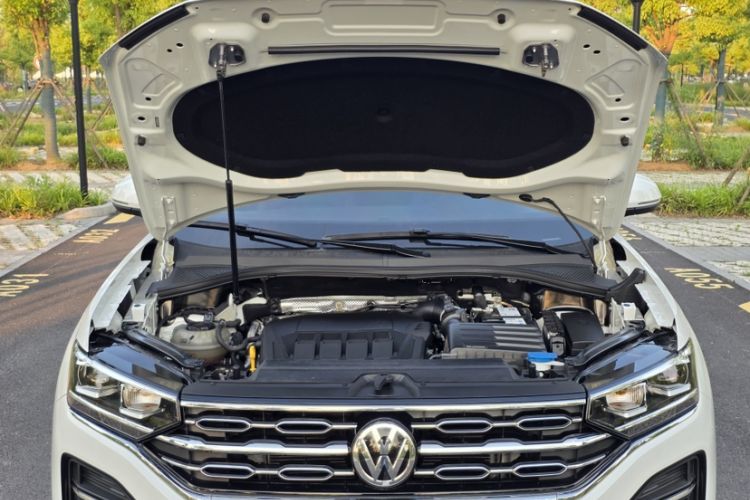 Used Volkswagen Tayron 2021 330TSI Two-Wheel Drive 30th Anniversary Edition Engine Bay