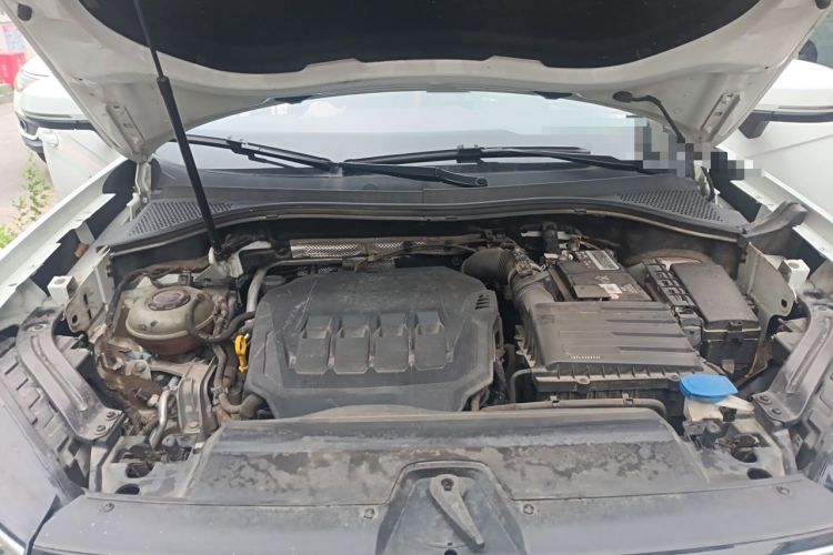 Used Volkswagen Tayron 2021 330TSI Two-Wheel-Drive 3rd Anniversary Limited Edition Engine Bay