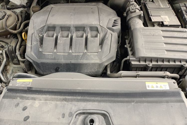 Used Volkswagen Tayron 2021 330TSI Two-Wheel Drive Luxury Smart Connectivity Version Engine Bay