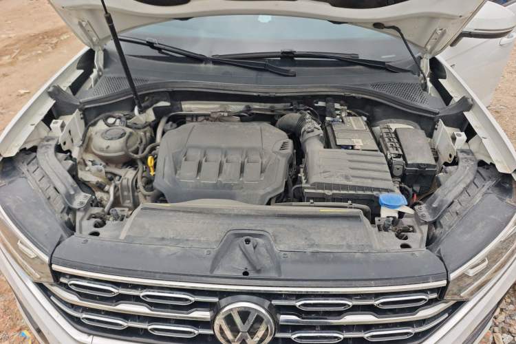 Used Volkswagen Tayron 2021 330TSI Two-Wheel Drive Luxury Smart Connectivity Version Engine Bay