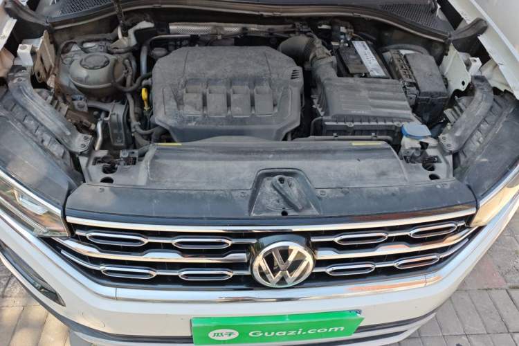 Used Volkswagen Tayron 2021 330TSI Two-Wheel-Drive 3rd Anniversary Limited Edition Plus Engine Bay