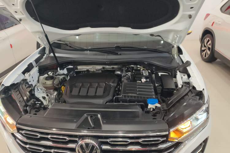 Used Volkswagen Tayron 2021 330TSI Two-Wheel Drive 30th Anniversary Edition Engine Bay