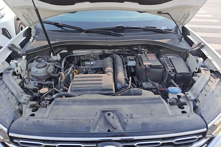 Used Volkswagen Tayron 2021 280TSI Two-Wheel Drive Luxury Smart Connectivity Version Engine Bay
