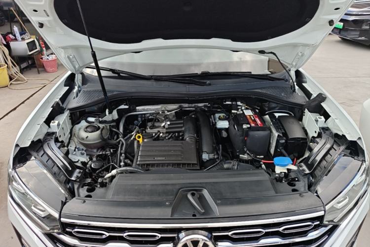 Used Volkswagen Tayron 2021 280TSI Two-Wheel Drive Luxury Smart Connectivity Version Engine Bay