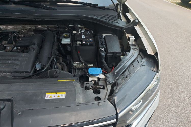 Used Volkswagen Tayron 2021 280TSI Two-Wheel Drive Luxury Smart Connectivity Version Engine Bay Left