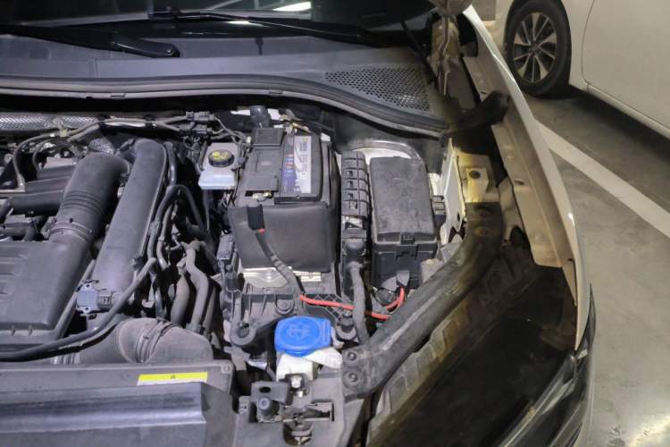 Used Volkswagen Tayron 2021 280TSI Two-Wheel Drive Luxury Smart Connectivity Version Engine Bay Left