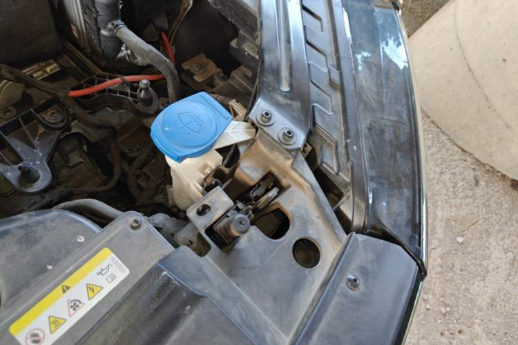 Used Volkswagen Tayron 2021 280TSI Two-Wheel Drive Luxury Smart Connectivity Version Engine Bay Left
