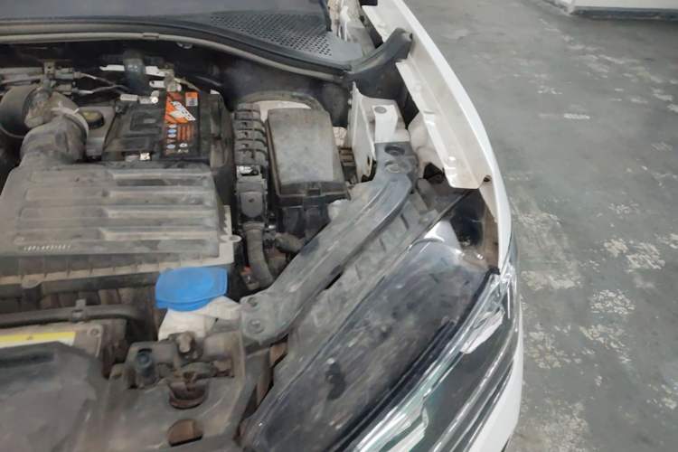 Used Volkswagen Tayron 2021 330TSI Two-Wheel-Drive 3rd Anniversary Limited Edition Engine Bay Left