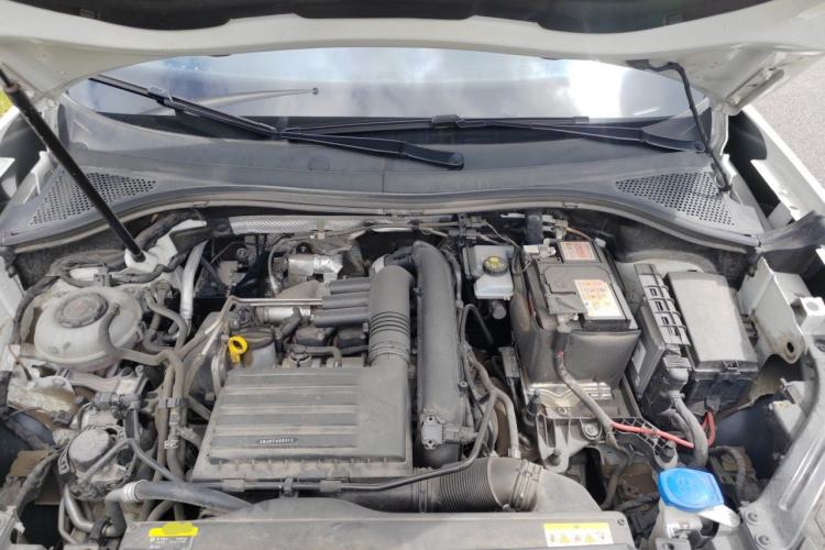 Used Volkswagen Tayron 2021 280TSI Two-Wheel Drive Luxury Smart Connectivity Version Engine Bay