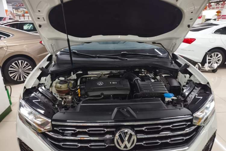Used Volkswagen Tayron 2021 380TSI All-Wheel Drive R-Line Connected Version Engine Bay