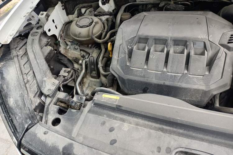Used Volkswagen Tayron 2021 330TSI Two-Wheel Drive Luxury Smart Connectivity Version Engine Bay Right