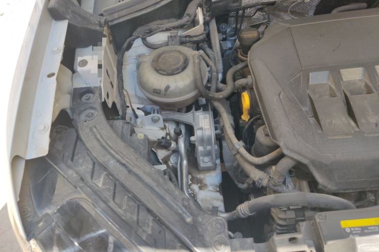 Used Volkswagen Tayron 2021 330TSI Two-Wheel Drive Luxury Smart Connectivity Version Engine Bay Right