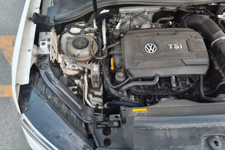 Used Volkswagen Tayron 2021 380TSI All-Wheel Drive R-Line Connected Version Engine Bay Right