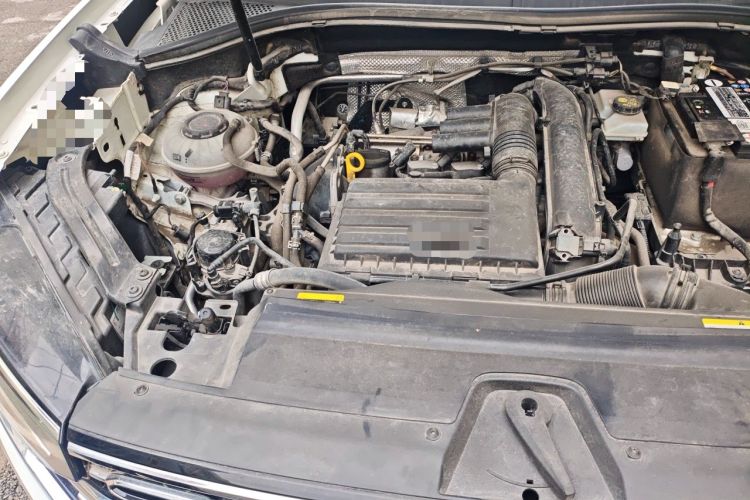 Used Volkswagen Tayron 2021 280TSI Two-Wheel Drive Luxury Smart Connectivity Version Engine Bay Right