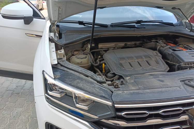 Used Volkswagen Tayron 2021 330TSI Two-Wheel-Drive 3rd Anniversary Limited Edition Engine Bay Right