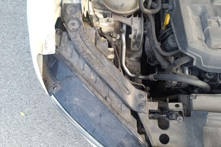 Used Volkswagen Tayron 2021 330TSI Two-Wheel Drive Luxury Connected Version Plus Engine Bay Right