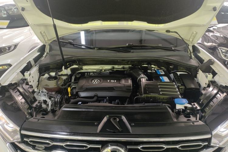 Used Volkswagen Tayron 2021 380TSI All-Wheel Drive R-Line Connected Version Engine Bay