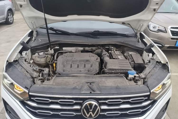 Used Volkswagen Tayron 2021 330TSI Two-Wheel-Drive 3rd Anniversary Limited Edition Engine Bay