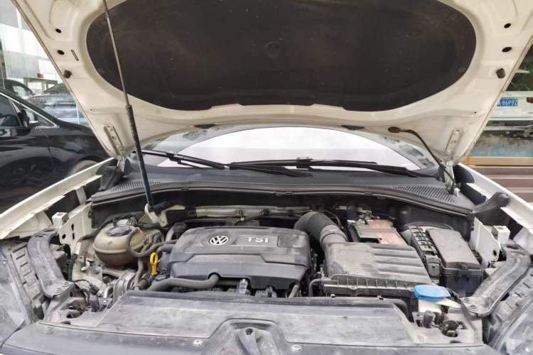 Used Volkswagen Tayron 2021 380TSI All-Wheel Drive R-Line Connected Version Engine Bay