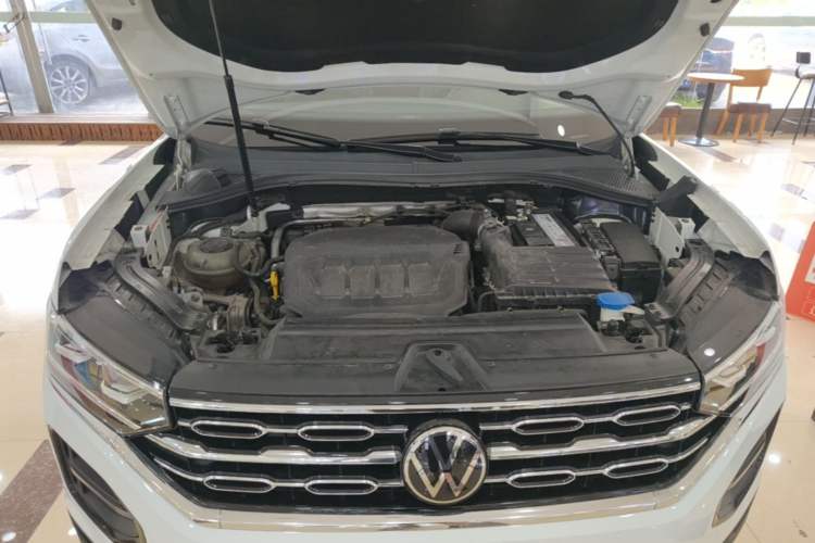 Used Volkswagen Tayron 2021 330TSI Two-Wheel-Drive 3rd Anniversary Limited Edition Engine Bay