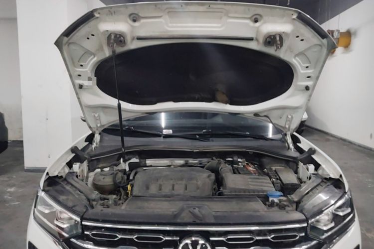 Used Volkswagen Tayron 2021 330TSI Two-Wheel-Drive 3rd Anniversary Limited Edition Engine Bay