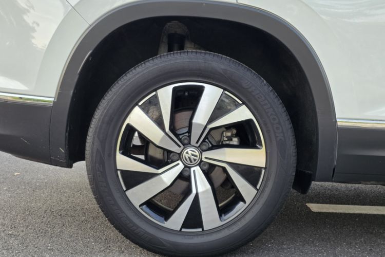 Used Volkswagen Tayron 2021 330TSI Two-Wheel Drive 30th Anniversary Edition Exterior 1