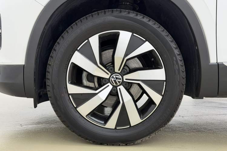 Used Volkswagen Tayron 2021 330TSI Two-Wheel-Drive 3rd Anniversary Limited Edition Exterior 11