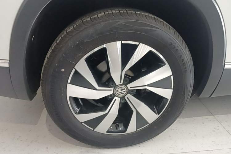 Used Volkswagen Tayron 2021 330TSI Two-Wheel Drive Luxury Smart Connectivity Version Exterior 5