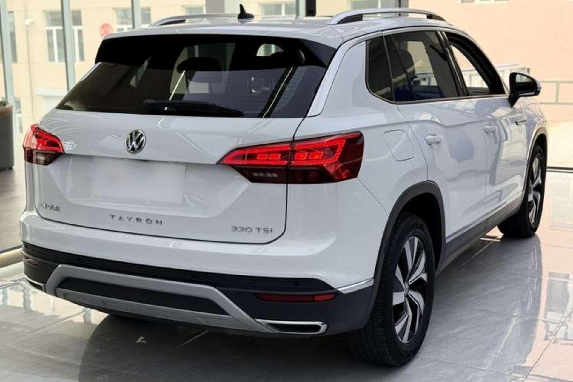 Used Volkswagen Tayron 2021 330TSI Two-Wheel-Drive 3rd Anniversary Limited Edition Exterior 5