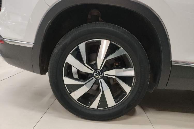 Used Volkswagen Tayron 2021 330TSI Two-Wheel Drive Luxury Smart Connectivity Version Exterior 8