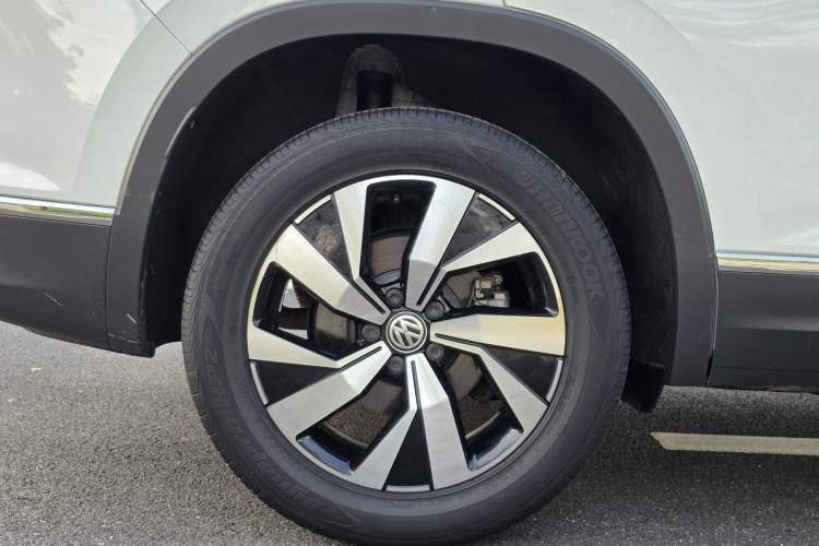 Used Volkswagen Tayron 2021 330TSI Two-Wheel Drive 30th Anniversary Edition Exterior 9