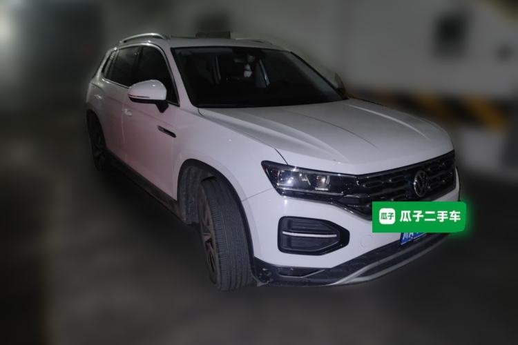 Used Volkswagen Tayron 2021 330TSI Two-Wheel Drive Luxury Smart Connectivity Version Front Right 45 Deg