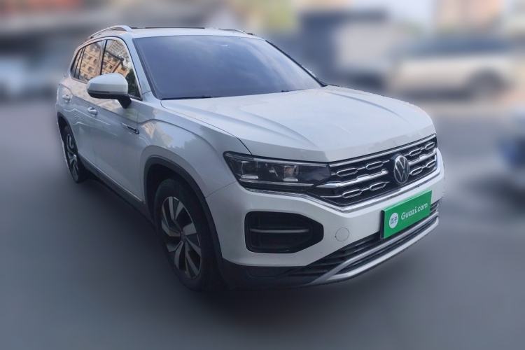 Used Volkswagen Tayron 2021 330TSI Two-Wheel-Drive 3rd Anniversary Limited Edition Front Right 45 Deg