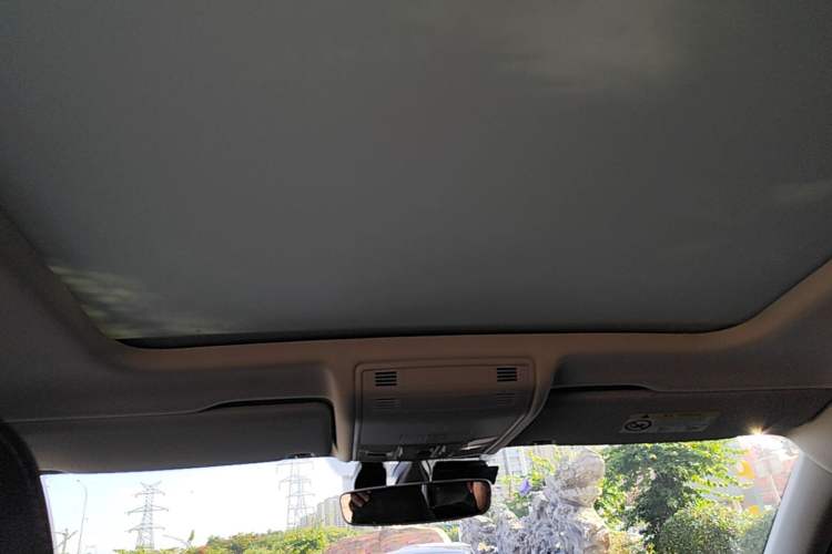 Used Volkswagen Tayron 2021 330TSI Two-Wheel Drive Luxury Connected Version Plus Headliner