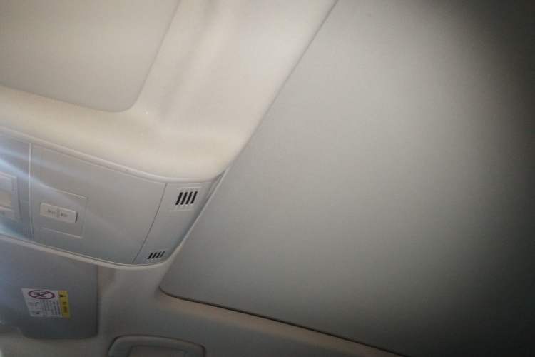 Used Volkswagen Tayron 2021 330TSI Two-Wheel-Drive 3rd Anniversary Limited Edition Headliner