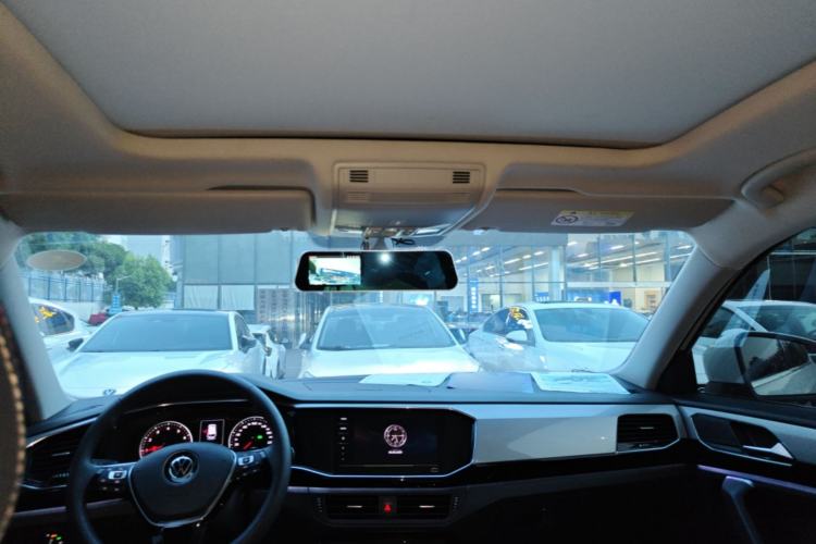 Used Volkswagen Tayron 2021 330TSI Two-Wheel Drive Luxury Smart Connectivity Version Headliner