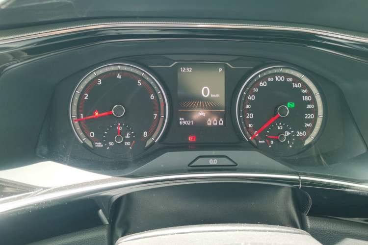 Used Volkswagen Tayron 2021 330TSI Two-Wheel-Drive 3rd Anniversary Limited Edition Instrument Cluster