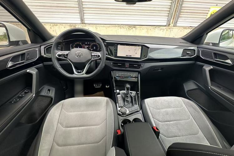 Used Volkswagen Tayron 2021 380TSI All-Wheel Drive R-Line Connected Version Interior 1