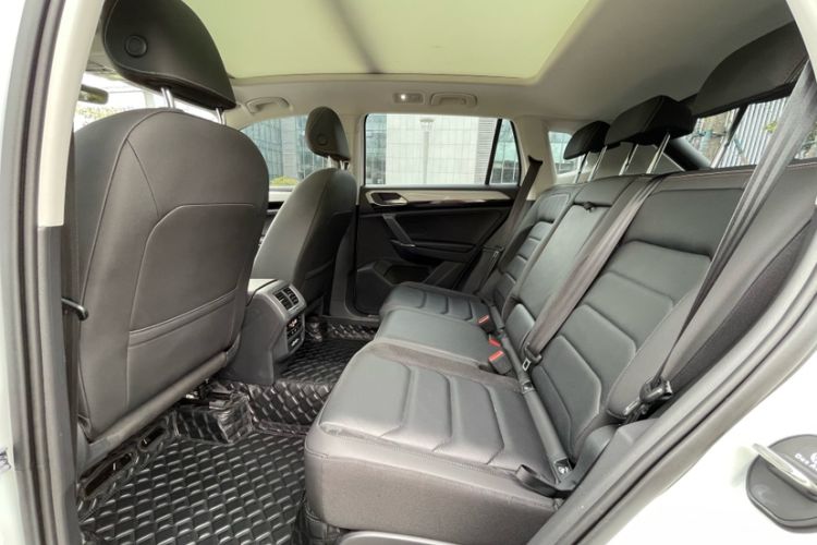 Used Volkswagen Tayron 2021 330TSI Two-Wheel Drive Luxury Smart Connectivity Version Interior 2