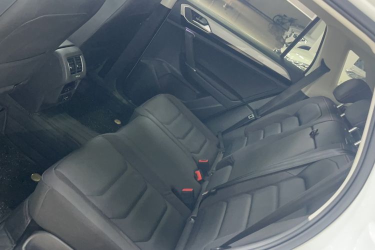 Used Volkswagen Tayron 2021 280TSI Two-Wheel Drive Luxury Smart Connectivity Version Interior 2