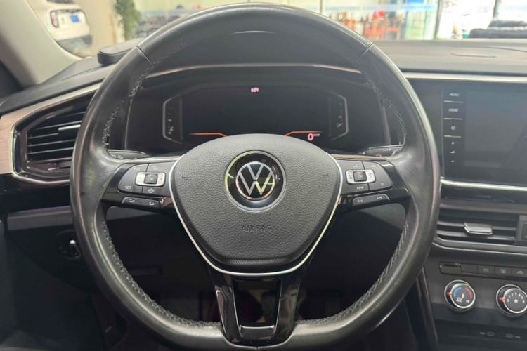 Used Volkswagen Tayron 2021 330TSI Two-Wheel Drive 30th Anniversary Edition Interior 3