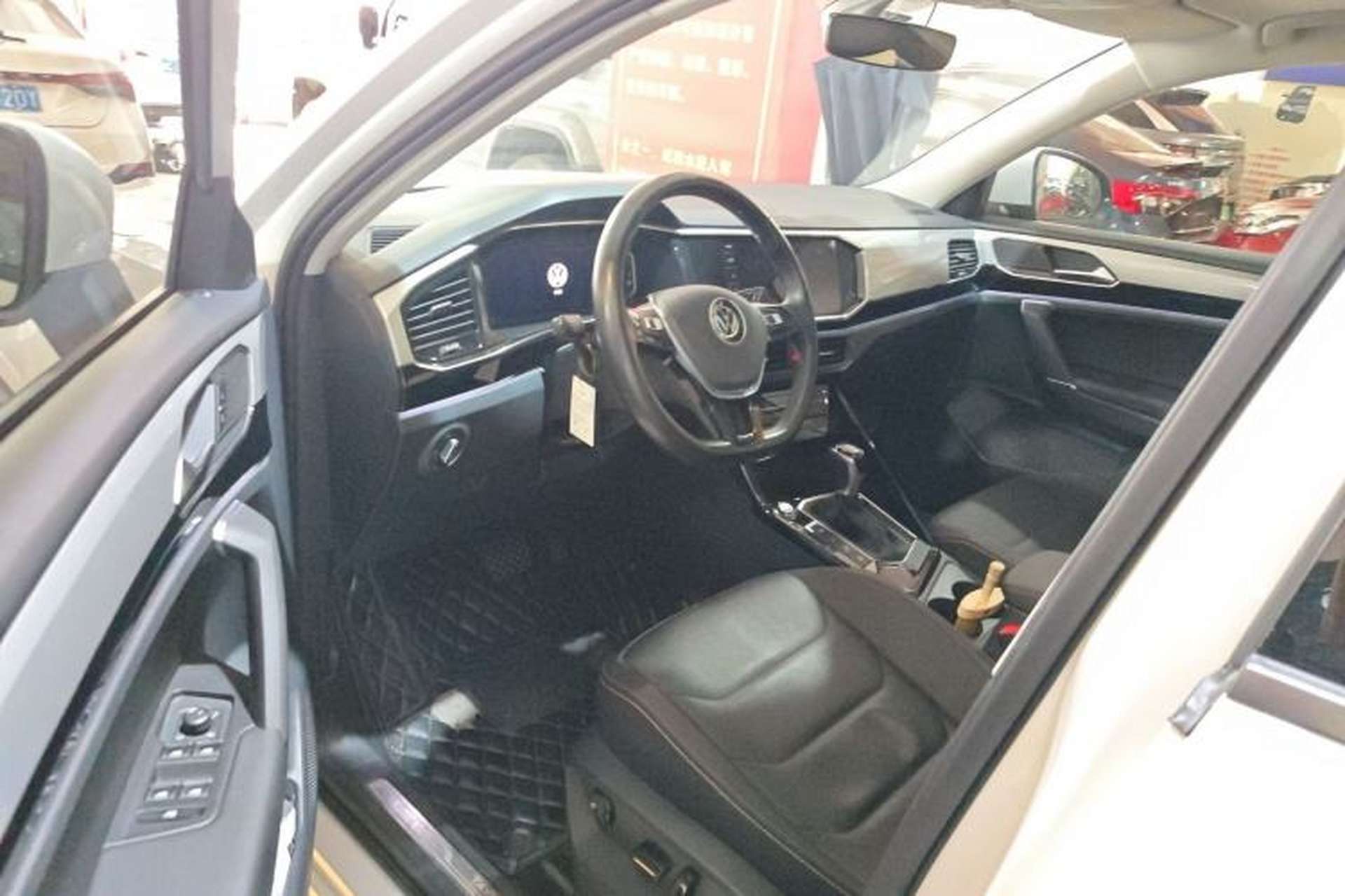 Used Volkswagen Tayron 2021 330TSI Two-Wheel Drive Luxury Smart Connectivity Version Interior 3