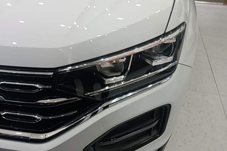 Used Volkswagen Tayron 2021 330TSI Two-Wheel Drive Luxury Smart Connectivity Version Left Front Headlight