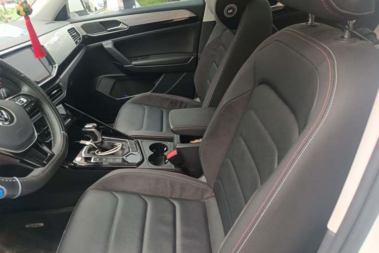 Used Volkswagen Tayron 2021 330TSI Two-Wheel-Drive 3rd Anniversary Limited Edition Left Front Seat