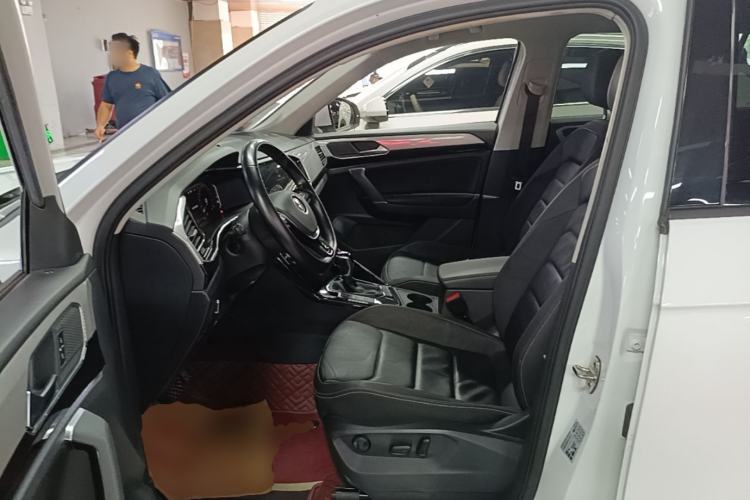 Used Volkswagen Tayron 2021 330TSI Two-Wheel Drive Luxury Smart Connectivity Version Left Front Seat
